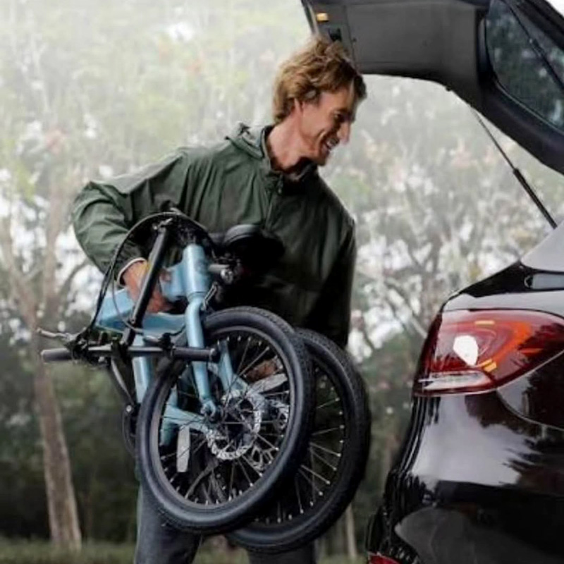 bicicletas eléctricas plegables en Madrid - tienda física URBAN ZERO